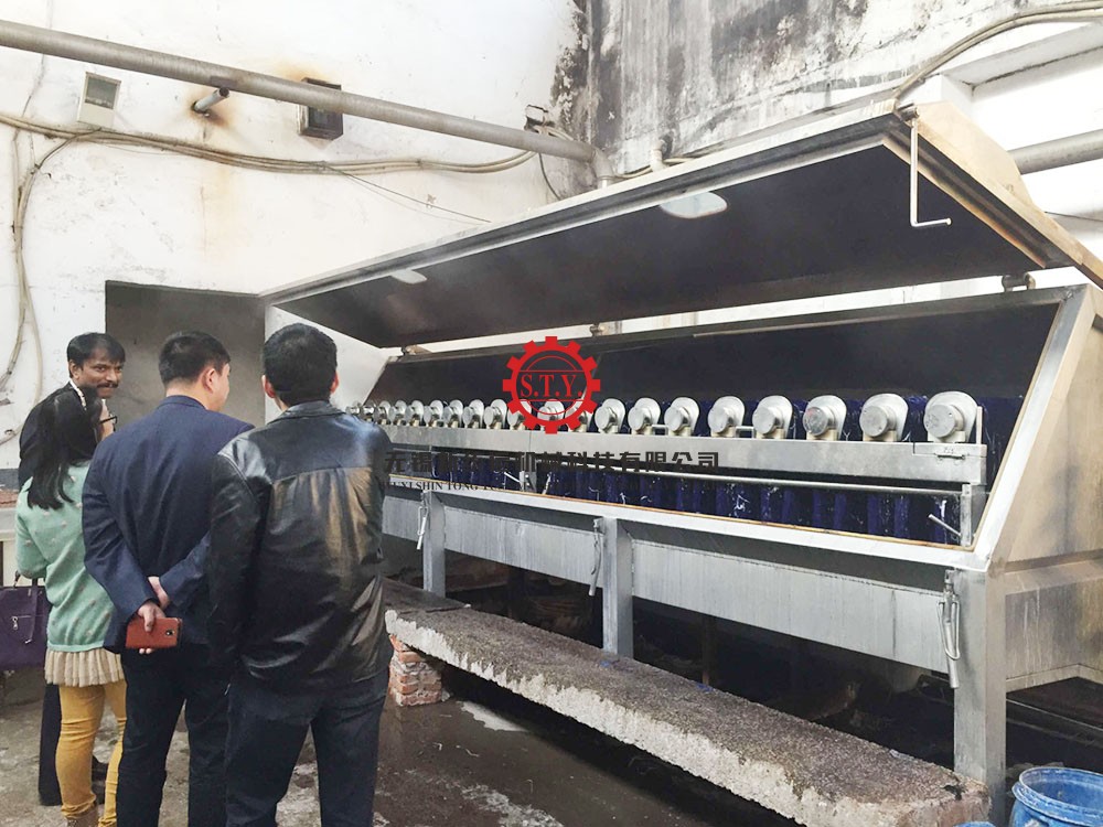 hank yarn spray dyeing machine