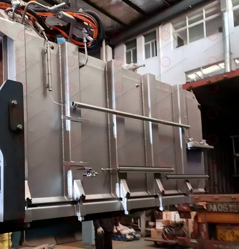 Y series cabinet type normal temperature hank dyeing machine being loaded into container for Pakistan shipment