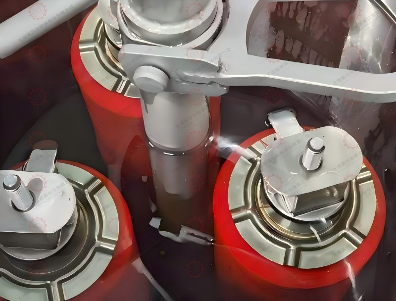 Package yarn dyeing process inside dyeing vessel