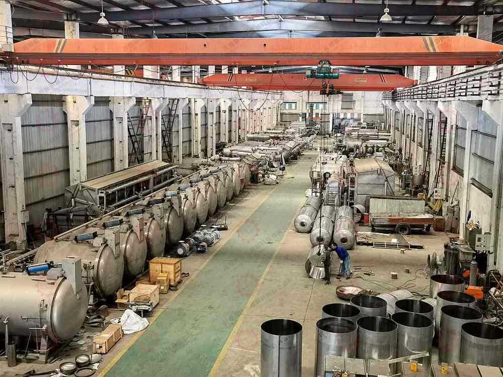 Dyeing machine workshop showing equipment selection for textile dyehouses