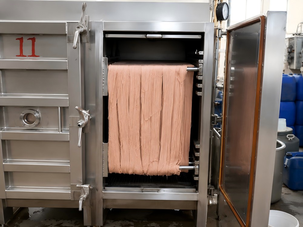 Hank yarn loaded in Y10 cabinet hank yarn dyeing machine